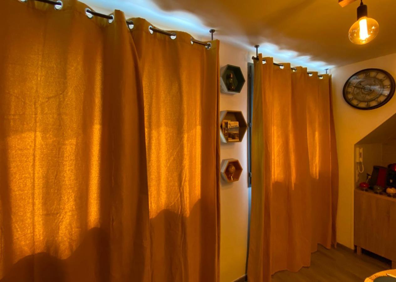 Studio Capucine - Centre Ville - Jolie Vue - Cosy أو  المظهر الخارجي الصورة